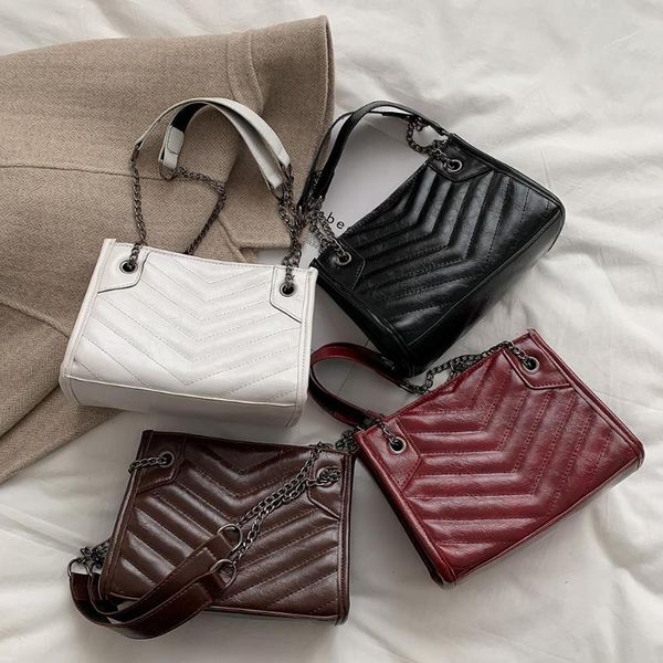 retro fashion pu leather shoulder messenger handbag women solid color leather casual crossbody chain shopping totes bag
retro fashion pu leather shoulder messenger handbag women solid color leather casual crossbody chain shopping totes bag