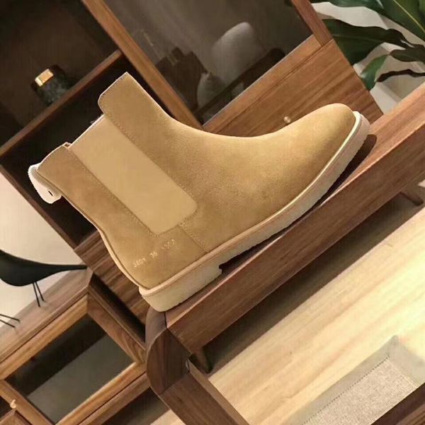 Sale de igner common project boot de igner uede ankle boot for winter now boot fa hion luxury men women neaker ca ual trainer
Sale de igner common project boot de igner uede ankle boot for winter now boot fa hion luxury men women neaker ca ual trainer