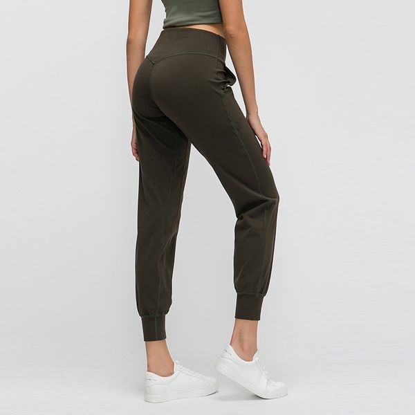 naked-feel fabric loose fit workout joggers women soft elastic workout gym joggers with two side pocket straight yoga pants girl, White;red
naked-feel fabric loose fit workout joggers women soft elastic workout gym joggers with two side pocket straight yoga pants girl, White;red