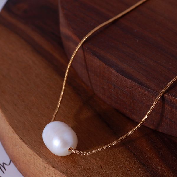 europe and america fashion single natural fresh water pearl transfer passepartout exquisite short necklace for girlfriend, Silver
europe and america fashion single natural fresh water pearl transfer passepartout exquisite short necklace for girlfriend, Silver