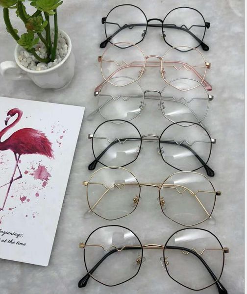 small and fresh, thin-leg flat-lens open-air glasses, anti-blue light glasses frame, White;black
small and fresh, thin-leg flat-lens open-air glasses, anti-blue light glasses frame, White;black