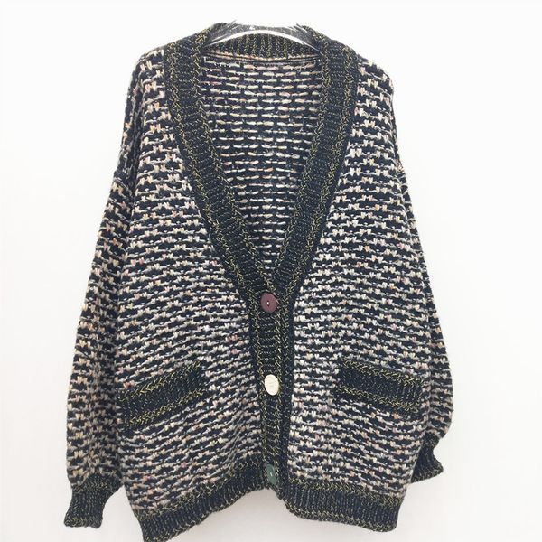 2019 autumn winter new v-neck sweater gold line long sleeve cardigan knit loose luxury women designer sweater cashmere, White;black
2019 autumn winter new v-neck sweater gold line long sleeve cardigan knit loose luxury women designer sweater cashmere, White;black