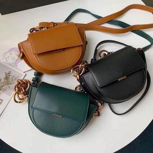 factory spot 2020 spring new small c k semi-circular waist bag wild mini shoulder diagonal bag saddle female
factory spot 2020 spring new small c k semi-circular waist bag wild mini shoulder diagonal bag saddle female