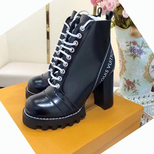 luxury women boots and fashion high heel ankle boots with martin shoes genuine leather printing ankle boots big size 35-42
luxury women boots and fashion high heel ankle boots with martin shoes genuine leather printing ankle boots big size 35-42