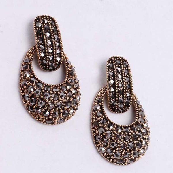 stud earrings 2019 new arrival earrings elegant accessories simple design full rhinestone for women's gift brincos, Golden;silver
stud earrings 2019 new arrival earrings elegant accessories simple design full rhinestone for women's gift brincos, Golden;silver