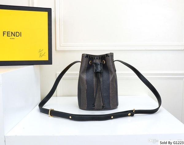 latest men women shoulder handbags, backpacks, crossbody waist pack.fanny packs 25*19*9cm03
latest men women shoulder handbags, backpacks, crossbody waist pack.fanny packs 25*19*9cm03