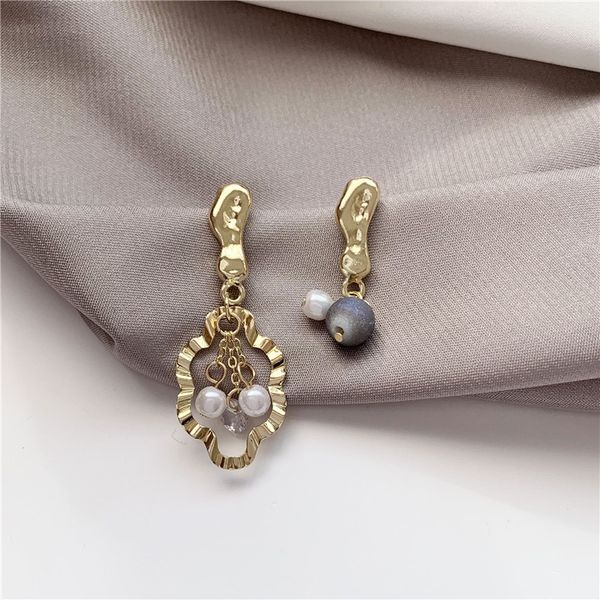 asymmetric metal pearl drop earrings for women korean fashion dangle earrings vintage statement earring jewelry gift oorbellen, Silver
asymmetric metal pearl drop earrings for women korean fashion dangle earrings vintage statement earring jewelry gift oorbellen, Silver