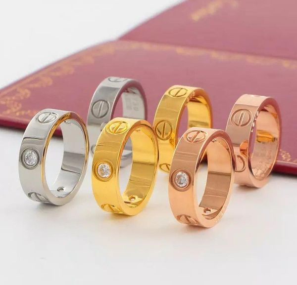 2020 горячие boutique любовь titanium стальные гвозди кольца lovers ленточные кольца размер для женщин и мужчин марка ювелирных изделий с ме, Silver
2020 горячие boutique любовь titanium стальные гвозди кольца lovers ленточные кольца размер для женщин и мужчин марка ювелирных изделий с ме, Silver