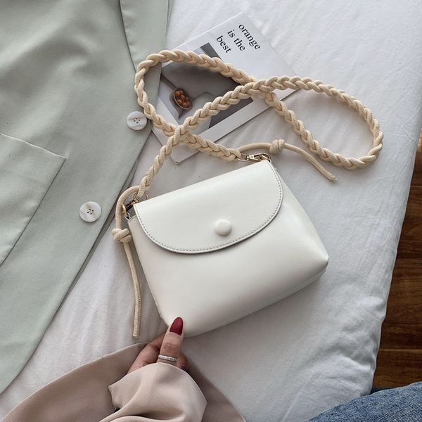 2020 fashion women bag over the shoulder small flap crossbody bags messenger bag for girl handbag ladies phone purse bolso mujer
2020 fashion women bag over the shoulder small flap crossbody bags messenger bag for girl handbag ladies phone purse bolso mujer