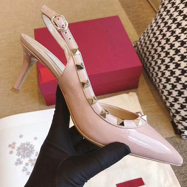 fashion luxury designer women sandals real leather sole summer sandals size 35-40 model hl01, Black
fashion luxury designer women sandals real leather sole summer sandals size 35-40 model hl01, Black