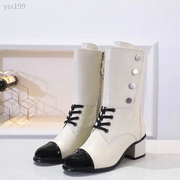 2020 new winter martin boots female short tube leather zipper buckle women's short boots trend factory direct sales size 35-40cm, Black
2020 new winter martin boots female short tube leather zipper buckle women's short boots trend factory direct sales size 35-40cm, Black