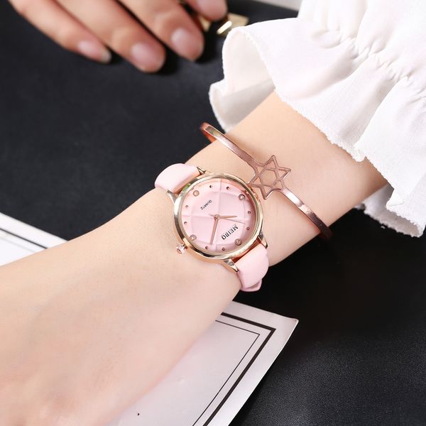 fashion wrist watch women watch ladies quartz wristwatches for woman clock female hours hodinky montre femme rhinestone dial, Slivery;brown
fashion wrist watch women watch ladies quartz wristwatches for woman clock female hours hodinky montre femme rhinestone dial, Slivery;brown