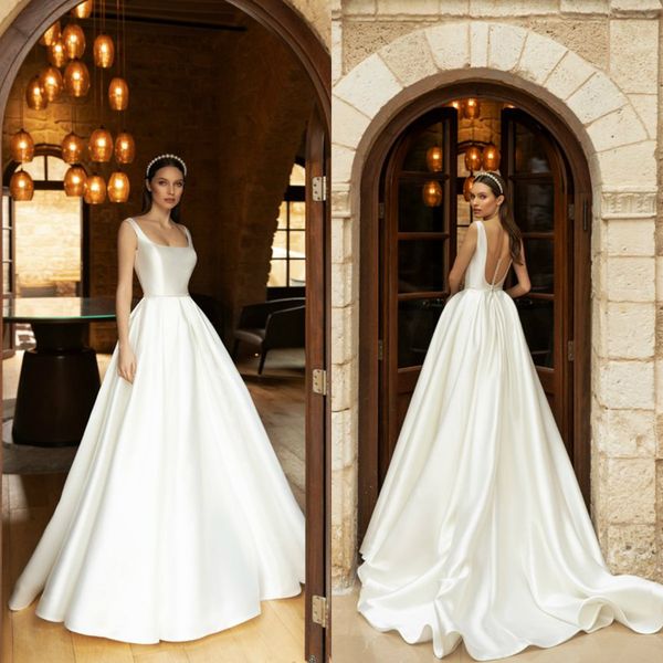 2020 simple satin wedding dresses vintage custom made square sleeveless sweep train wedding gown backless ruffle elegant bridal gown, White
2020 simple satin wedding dresses vintage custom made square sleeveless sweep train wedding gown backless ruffle elegant bridal gown, White