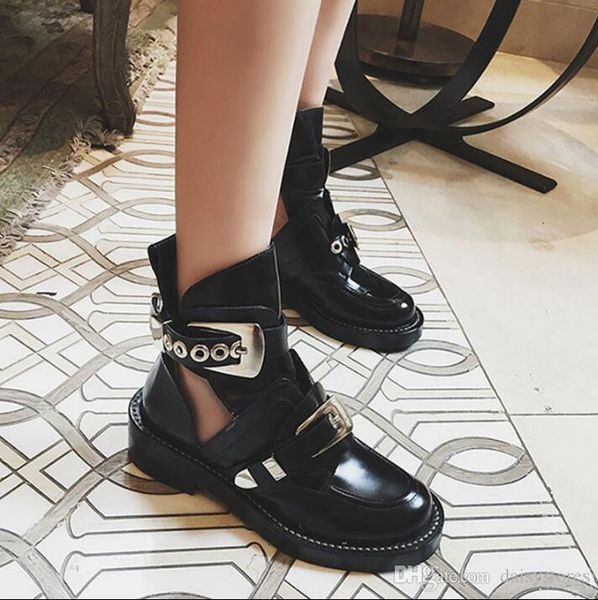 2018 cut-out leather ankle boots gold-tone metal hardware boot punk shoes classic biker boots round toe women motorcycle boots, Black
2018 cut-out leather ankle boots gold-tone metal hardware boot punk shoes classic biker boots round toe women motorcycle boots, Black