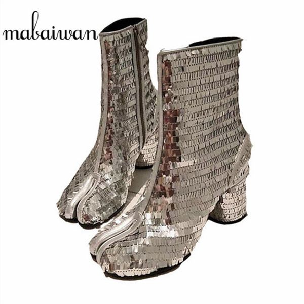 mabaiwan fashion women short ankle boots high heel silver glitter sequins split toe party shoes woman new knight boots, Black
mabaiwan fashion women short ankle boots high heel silver glitter sequins split toe party shoes woman new knight boots, Black