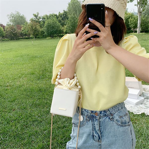 original design pearl bag spring and summer 2020 new joker messenger bag chain fashion shoulder
original design pearl bag spring and summer 2020 new joker messenger bag chain fashion shoulder