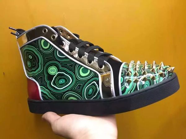 2020 new young men and women fashion high-rivet embroidery shiny hip-hop shoes outdoor trainer casual shoelace box, Black
2020 new young men and women fashion high-rivet embroidery shiny hip-hop shoes outdoor trainer casual shoelace box, Black