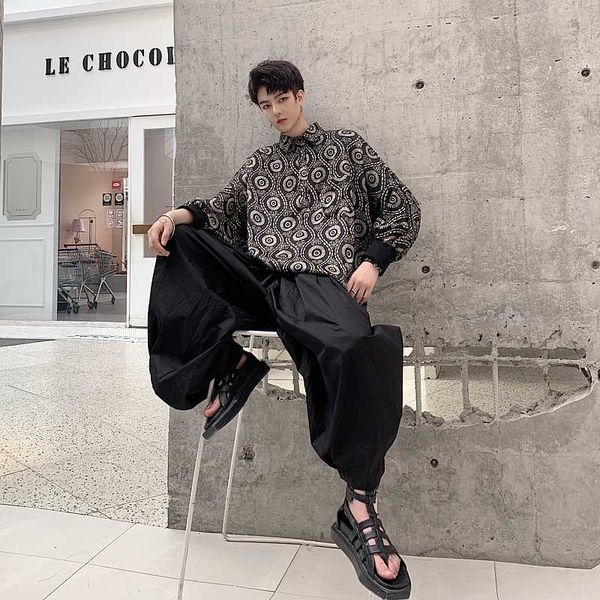 men vintage pattern print bat sleeve satin style pullover shirt male streetwear loose causal shirts, White;black
men vintage pattern print bat sleeve satin style pullover shirt male streetwear loose causal shirts, White;black