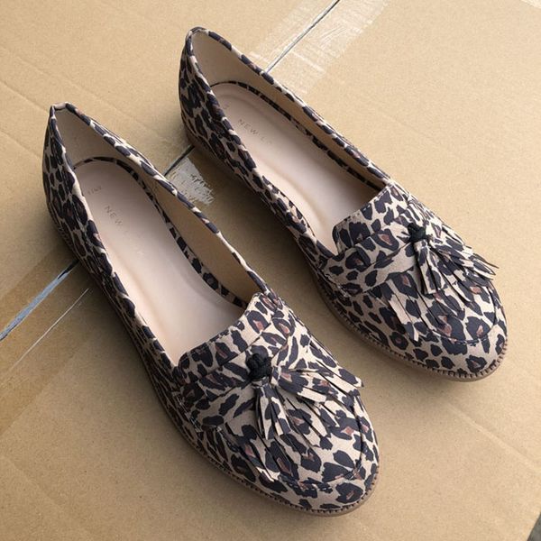 fashion shoes 2020 women tassel leopard print comfortable womens shoes casual half flat british pu sneaker women high quality, Black
fashion shoes 2020 women tassel leopard print comfortable womens shoes casual half flat british pu sneaker women high quality, Black