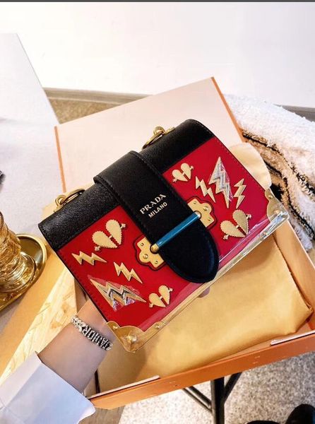 fashion exquisite ladies metal decorative messenger bag ladies messenger bag women classic shoulder bag backpack messenger bags
fashion exquisite ladies metal decorative messenger bag ladies messenger bag women classic shoulder bag backpack messenger bags