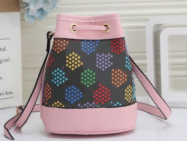 2020 mini bucket bag color fashion woman handbags designer clutch handbags wallet card bag shoulder crossbody bag handbag
2020 mini bucket bag color fashion woman handbags designer clutch handbags wallet card bag shoulder crossbody bag handbag