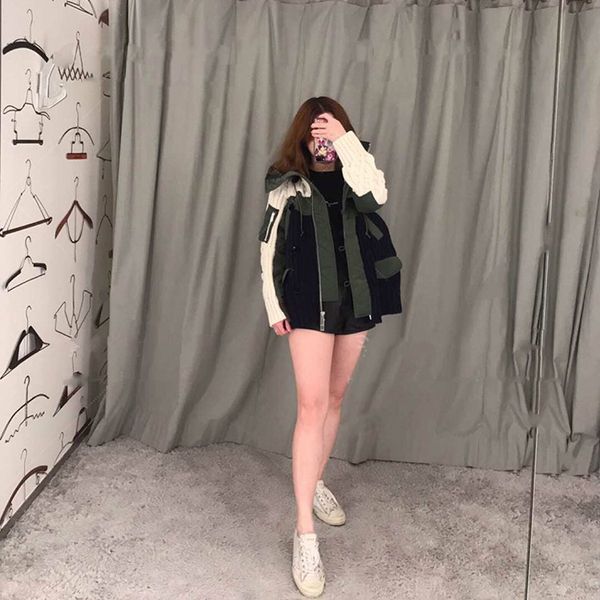 women sweater 2019 autumn and winter new stitching contrast color loose short knit sweater coat, White;black
women sweater 2019 autumn and winter new stitching contrast color loose short knit sweater coat, White;black