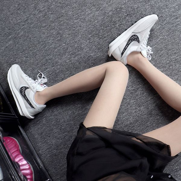 fashion oblique grey black retro mens designer shoes slides sandals slipper hommes femme basketball women canvas sneakers running shoes, Blue;gray
fashion oblique grey black retro mens designer shoes slides sandals slipper hommes femme basketball women canvas sneakers running shoes, Blue;gray