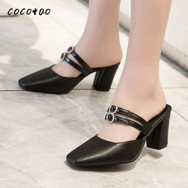 slippers women's thick with baotou 2020 summer new wild square head fashion outer wear medium casual sandals, Black
slippers women's thick with baotou 2020 summer new wild square head fashion outer wear medium casual sandals, Black