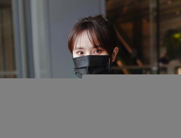 dhl ship400 1 pcs face mask black face masks 3 layer dustproof face mouth masks anti pm2.5 safety facare elastic men and women masks
dhl ship400 1 pcs face mask black face masks 3 layer dustproof face mouth masks anti pm2.5 safety facare elastic men and women masks