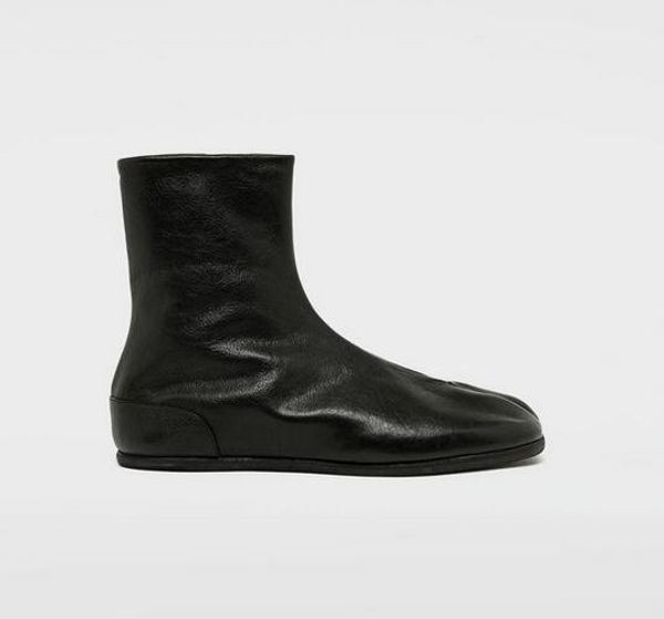 perfect quality tabi flat ankle boots classic split tabi toe flat soles black paris brand new fashion shoes
perfect quality tabi flat ankle boots classic split tabi toe flat soles black paris brand new fashion shoes