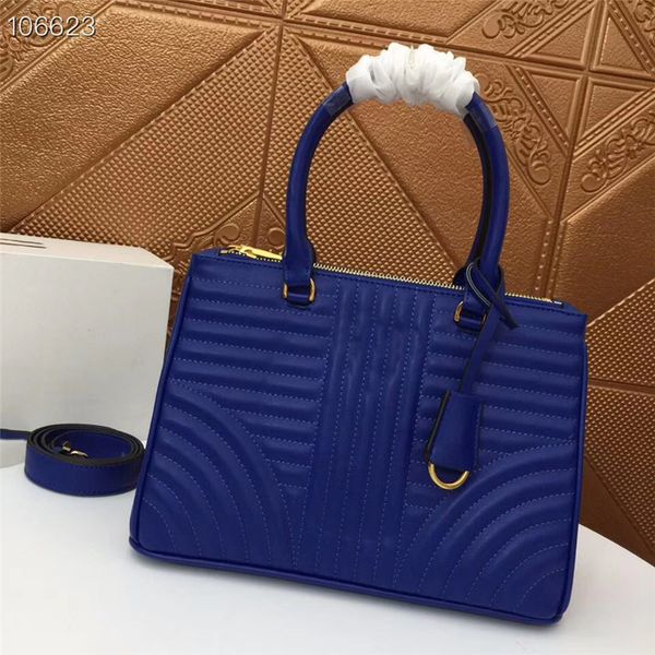 women designer handbags genuine cowhide leather top excellent quality purses luxury crossbody messenger shoulder bag purses 001# three layer
women designer handbags genuine cowhide leather top excellent quality purses luxury crossbody messenger shoulder bag purses 001# three layer
