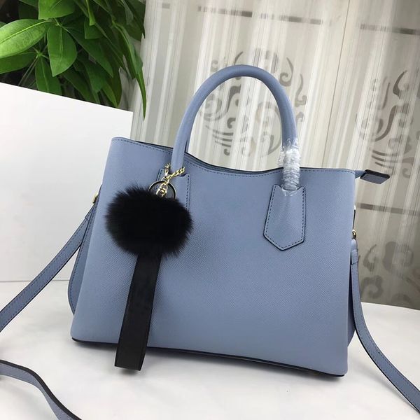 neswet classic women handbag simple zipper compartment one-shoulder messenger bag fashionable large capacity joker multicolor optional
neswet classic women handbag simple zipper compartment one-shoulder messenger bag fashionable large capacity joker multicolor optional