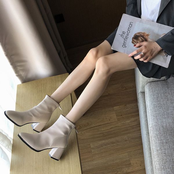 female thick with square head qiu dong high-heeled shoes head layer cowhide leather high heels boots short boots, Black
female thick with square head qiu dong high-heeled shoes head layer cowhide leather high heels boots short boots, Black