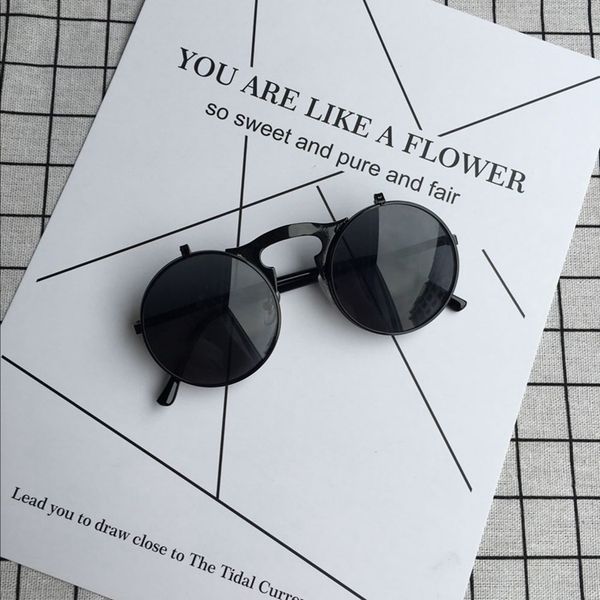 wholesale-flip up steampunk sunglasses men round vintage mens sunglas designer fashion glasses, White;black
wholesale-flip up steampunk sunglasses men round vintage mens sunglas designer fashion glasses, White;black