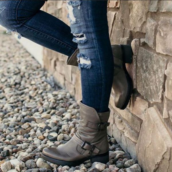 2020 women boots fashion casual ladies shoes boots suede leather buckle boots high heeled snow shoes for femme ladies shoes, Black
2020 women boots fashion casual ladies shoes boots suede leather buckle boots high heeled snow shoes for femme ladies shoes, Black