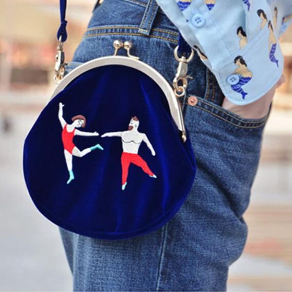 velvet bag women vintage bag velvet embroidery women messenger bags in semi-circle round shape original designed
velvet bag women vintage bag velvet embroidery women messenger bags in semi-circle round shape original designed