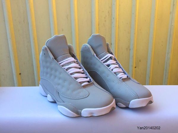2019 classic 13 gs venom green women's basketball shoes lady xiii sports shoes for women size us5.5-8.5
2019 classic 13 gs venom green women's basketball shoes lady xiii sports shoes for women size us5.5-8.5