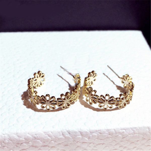 new fashion korean silver needle hoop earrings for women earrings super flash trend hollow flower female, Golden;silver
new fashion korean silver needle hoop earrings for women earrings super flash trend hollow flower female, Golden;silver