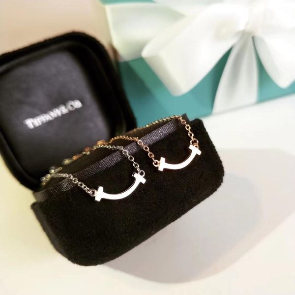trendy wedding accessories luxury jewelry necklace chain metallic gemstone pendant necklace new geometric pendant for ladies, Silver
trendy wedding accessories luxury jewelry necklace chain metallic gemstone pendant necklace new geometric pendant for ladies, Silver