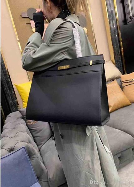 2019 super selling women designer handbags, ac manhattan original leather handbags, website synchronization star handbags,40*30*15cm
2019 super selling women designer handbags, ac manhattan original leather handbags, website synchronization star handbags,40*30*15cm