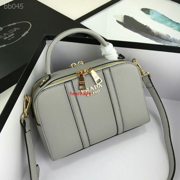 классической кожа женских мягкой кожа trend корейской версия crossbody mini сумка header слой кожа плечо мешок размер 23x17x9cm
классической кожа женских мягкой кожа trend корейской версия crossbody mini сумка header слой кожа плечо мешок размер 23x17x9cm