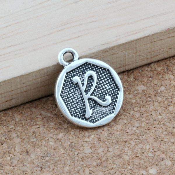 100pcs/lots Letter " R " Initial alloy Charms Antique Silver Pendants Fashion Jewelry DIY 14.8x28.2MM A-405
100pcs/lots Letter " R " Initial alloy Charms Antique Silver Pendants Fashion Jewelry DIY 14.8x28.2MM A-405