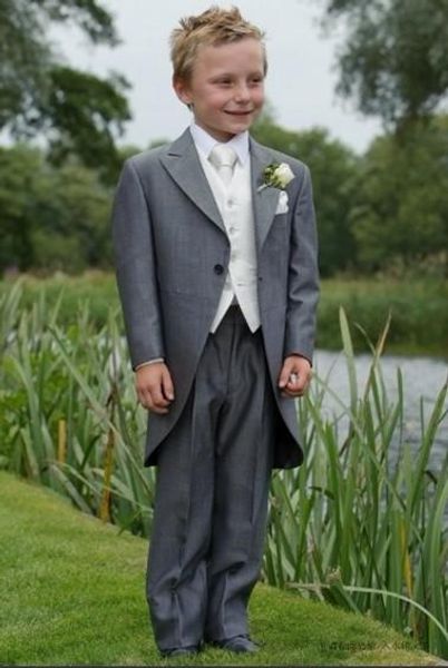 light grey monning suit boys formal wear tailcoat peak lapel children suit kid birthday prom party suits (jacket+pants+vest+tie) d72, Black
light grey monning suit boys formal wear tailcoat peak lapel children suit kid birthday prom party suits (jacket+pants+vest+tie) d72, Black