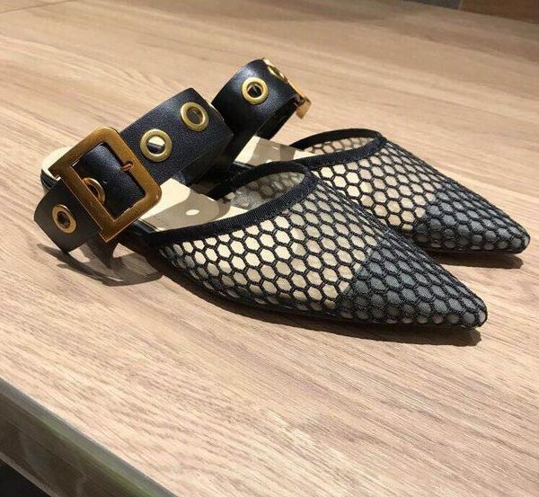 spring slippers of brand d are widely used with pointed baotou flat heel and muller shoes
spring slippers of brand d are widely used with pointed baotou flat heel and muller shoes