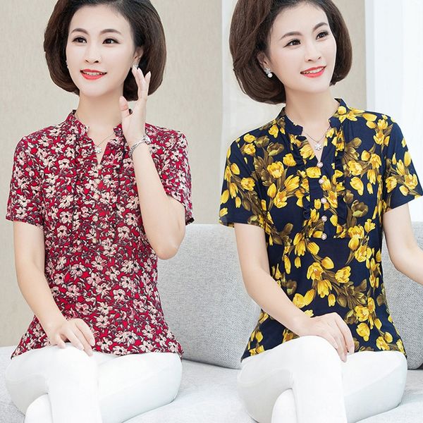simple middle-aged mother t- v-neck t-shirt women's short slim middle-aged and elderly collar shirt, White
simple middle-aged mother t- v-neck t-shirt women's short slim middle-aged and elderly collar shirt, White