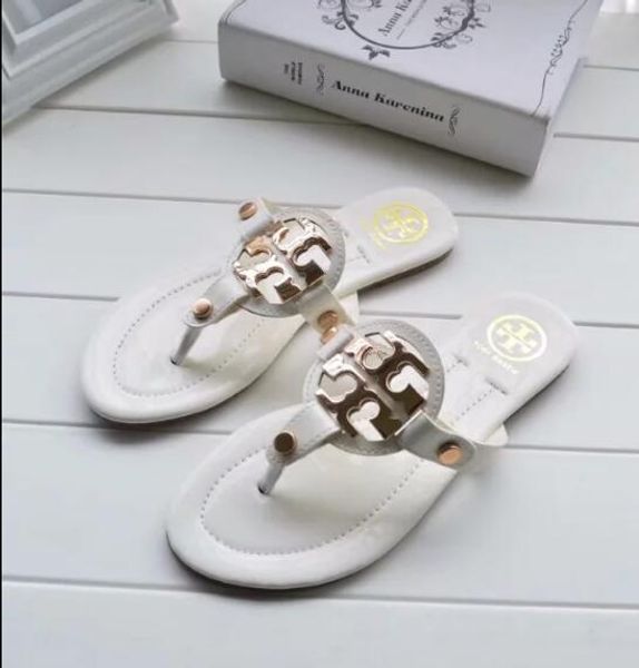 Women tory andal de igner hoe flip flop ummer fa hion mooth wide thick ize 35 42 andal lipper
Women tory andal de igner hoe flip flop ummer fa hion mooth wide thick ize 35 42 andal lipper