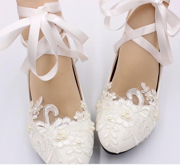 2019 women's shoes in spring and autumn with new style high heel fine heel pointed end shoes heel 3cm,5cm ,flat bottom @2147, Black
2019 women's shoes in spring and autumn with new style high heel fine heel pointed end shoes heel 3cm,5cm ,flat bottom @2147, Black