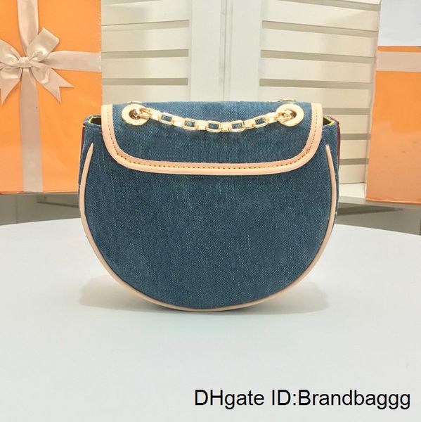 2020 classic saddle flaps chain bag lady bags women plaid chain bag handbag real leather purse crossbody shoulder messenger bag
2020 classic saddle flaps chain bag lady bags women plaid chain bag handbag real leather purse crossbody shoulder messenger bag