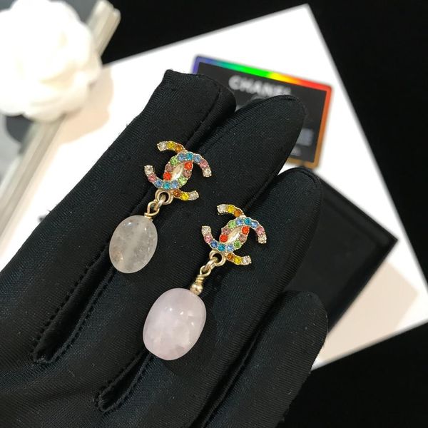 2019 новые роскошные дизайнеры, ювелирные изделия, женские серьги с жемчугом, серьги-гвоздики druzy bijoux Boucles d'oreille de marque de luxe
2019 новые роскошные дизайнеры, ювелирные изделия, женские серьги с жемчугом, серьги-гвоздики druzy bijoux Boucles d'oreille de marque de luxe