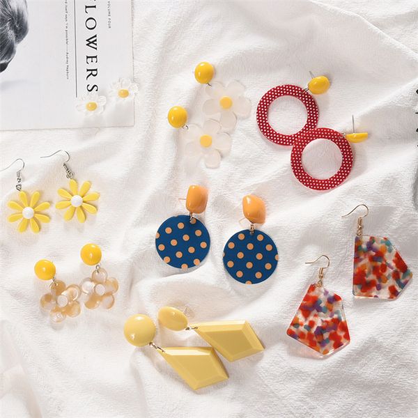 sweet and colorful round flower earrings fashionable geometric round daisy earrings, Golden;silver
sweet and colorful round flower earrings fashionable geometric round daisy earrings, Golden;silver